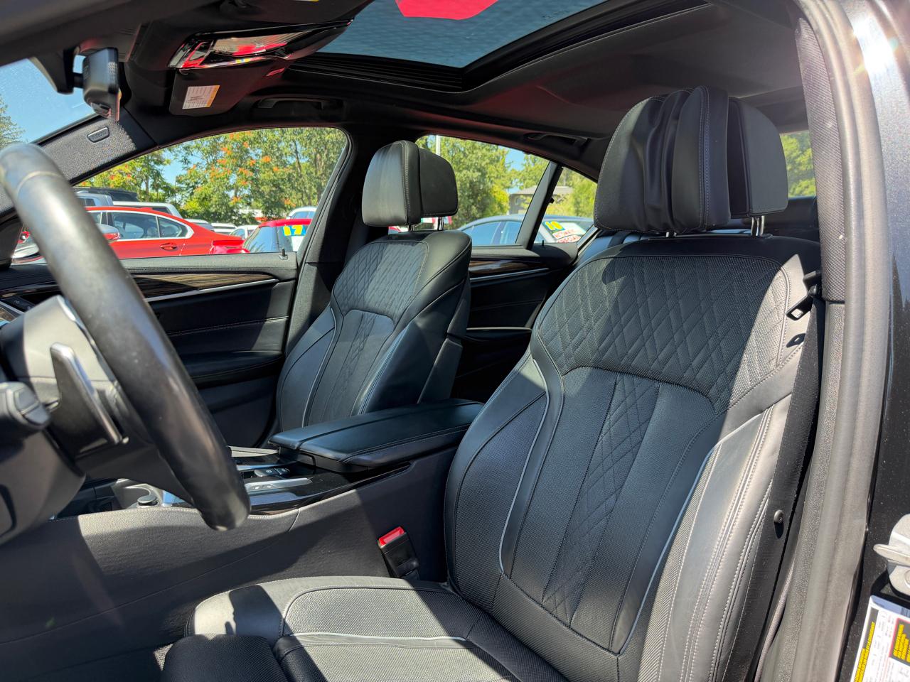 BMW 5 Series M550i xDrive Sedan 2018