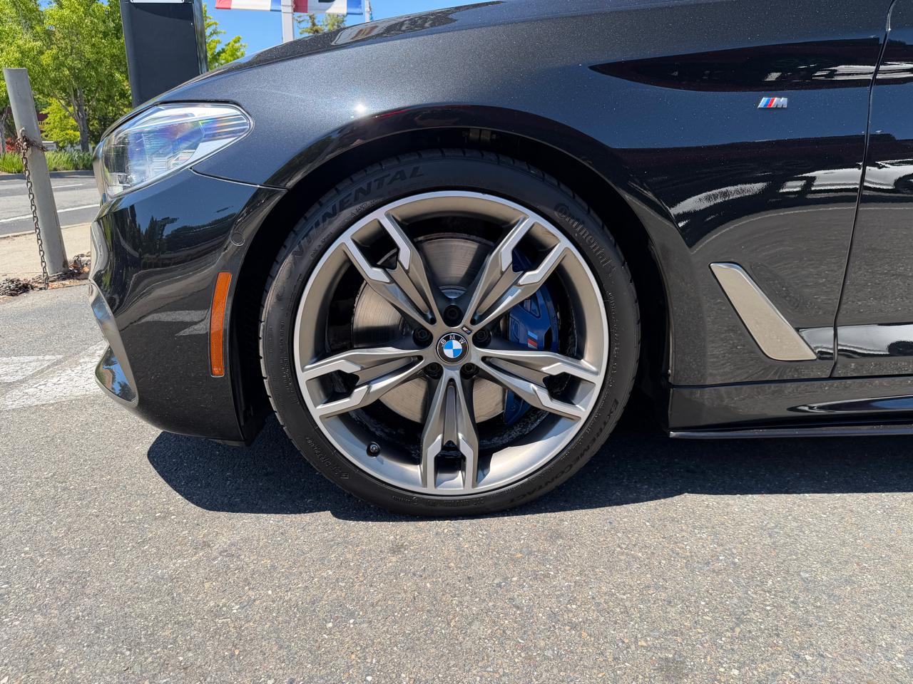 BMW 5 Series M550i xDrive Sedan 2018