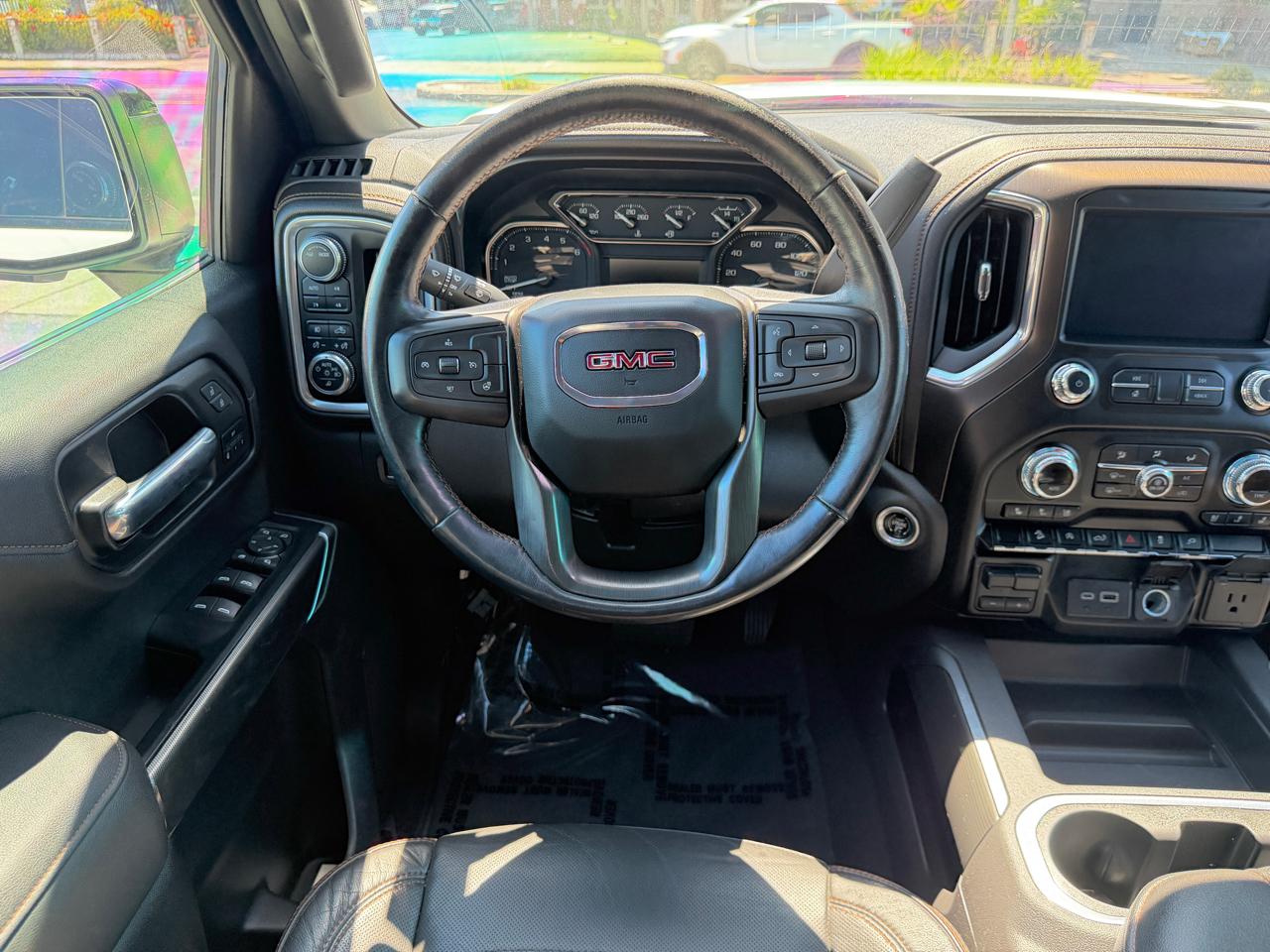 GMC Sierra 1500 4WD Crew Cab 147" AT4 2021