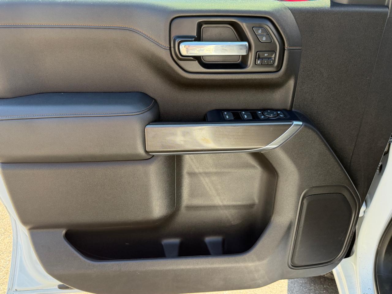 GMC Sierra 1500 4WD Crew Cab 147" AT4 2021