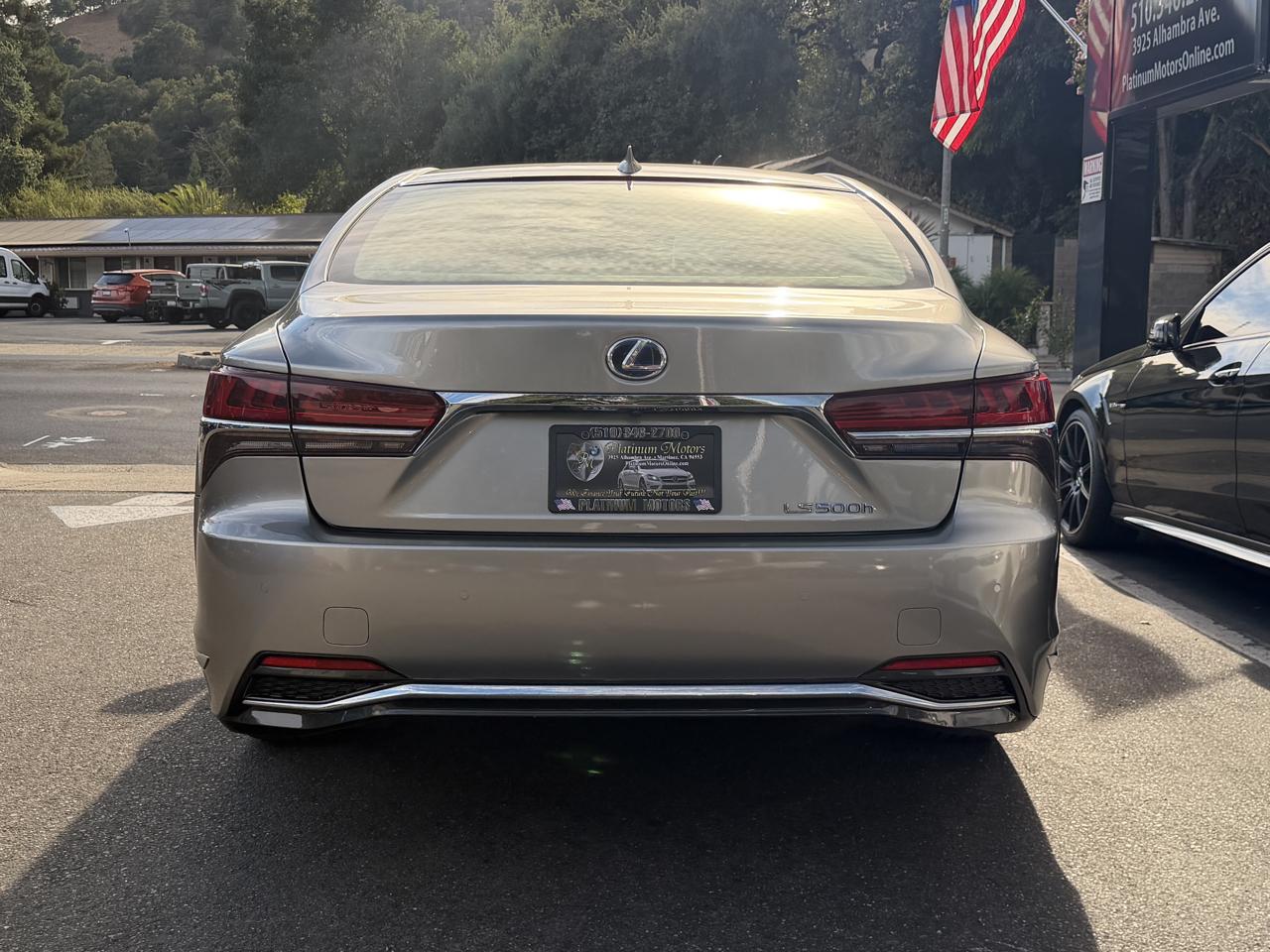 Lexus LS  2018
