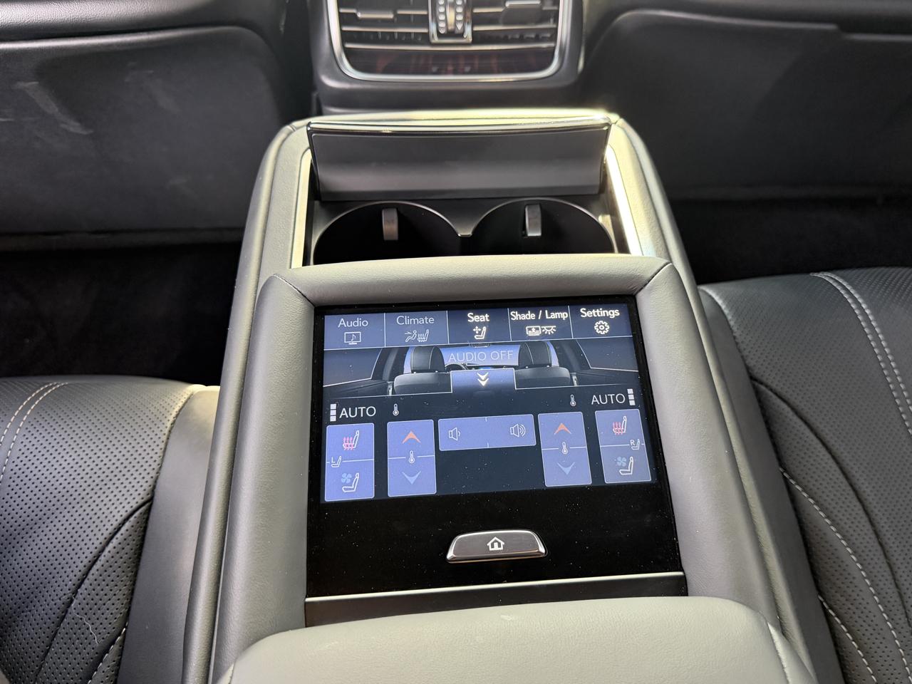 Lexus LS  2018