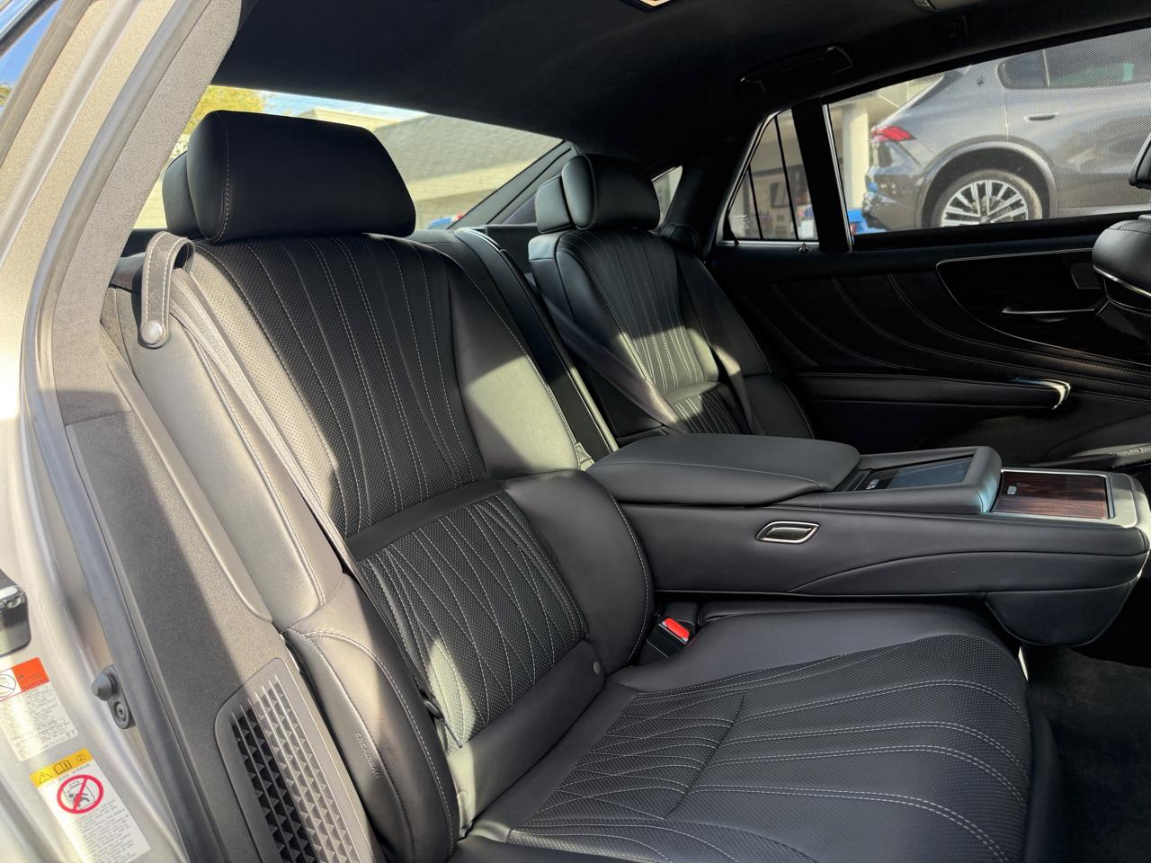 Lexus LS  2018