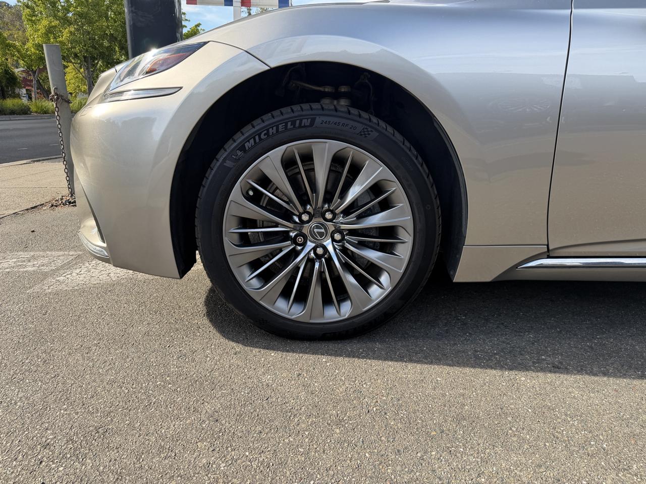 Lexus LS  2018