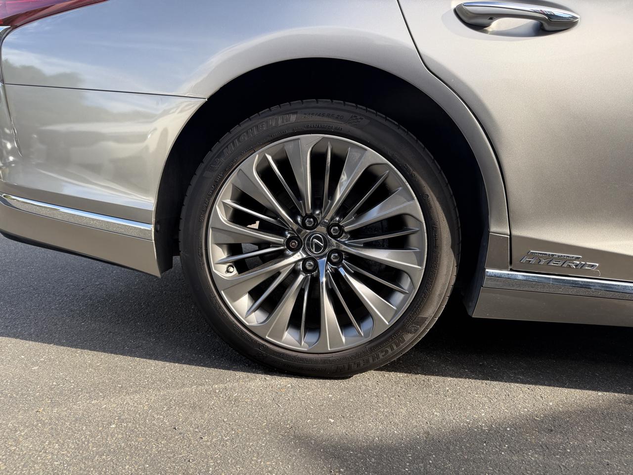 Lexus LS  2018