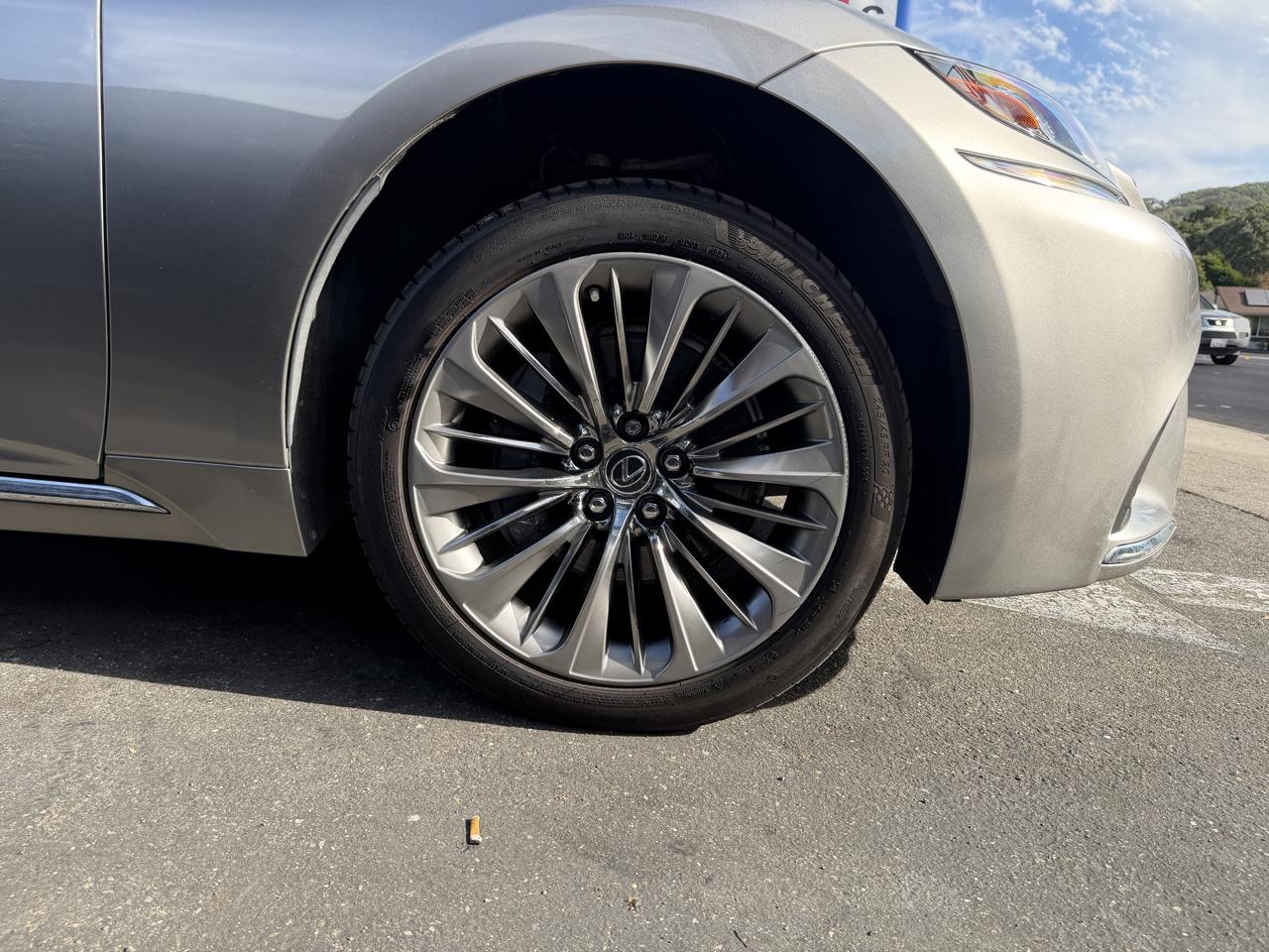 Lexus LS  2018