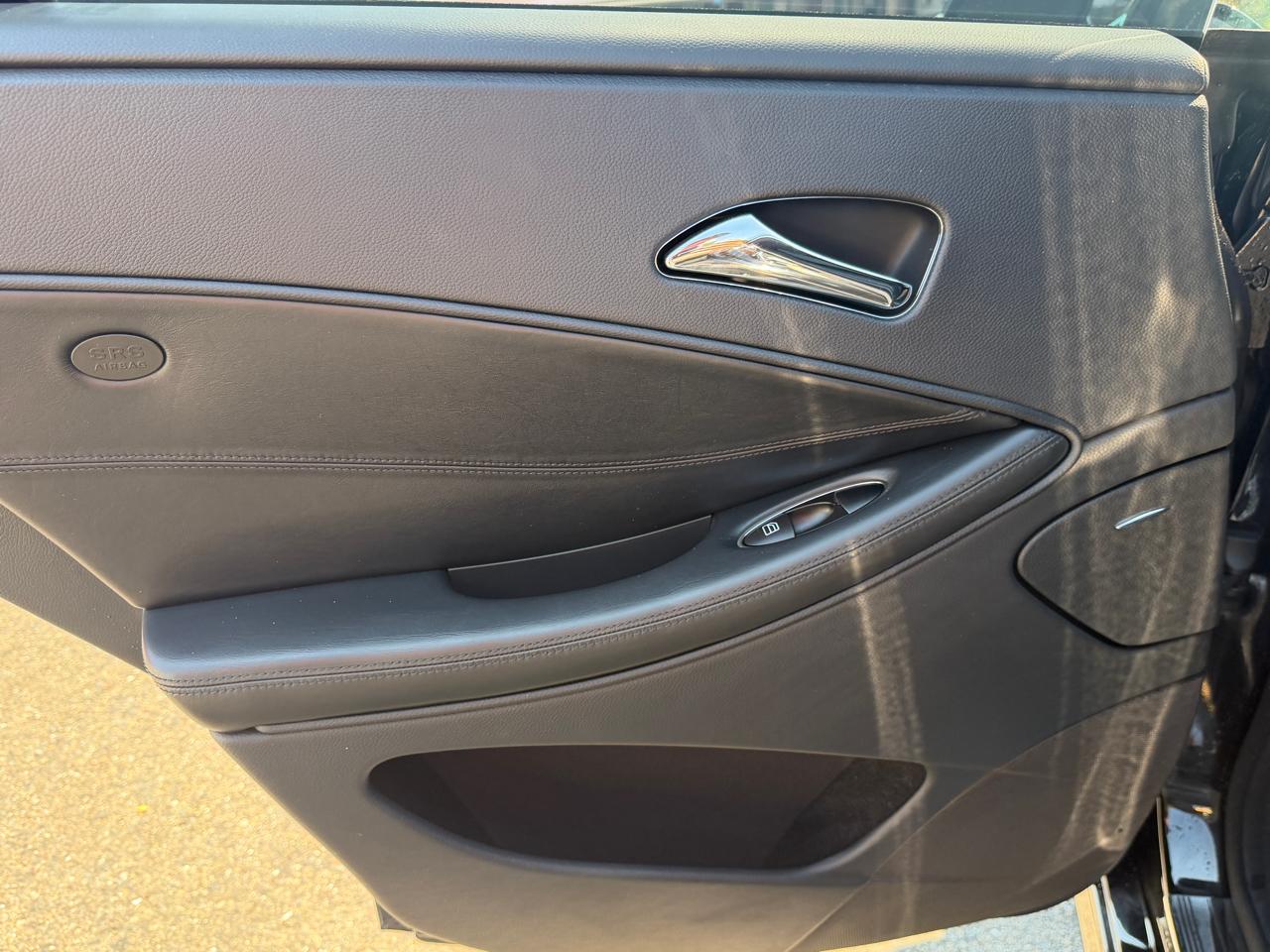 Mercedes-Benz CLS-Class  2006