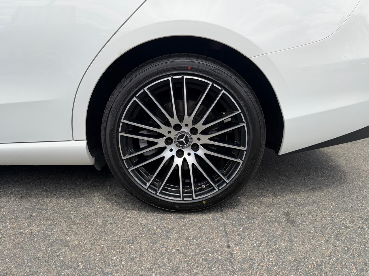 Mercedes-Benz C-Class  2023