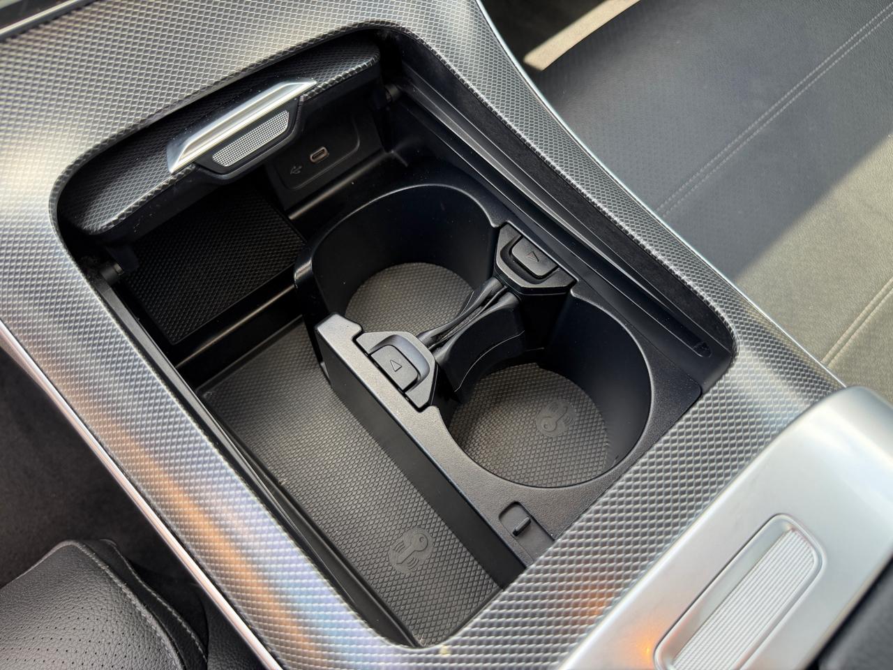 Mercedes-Benz C-Class  2023