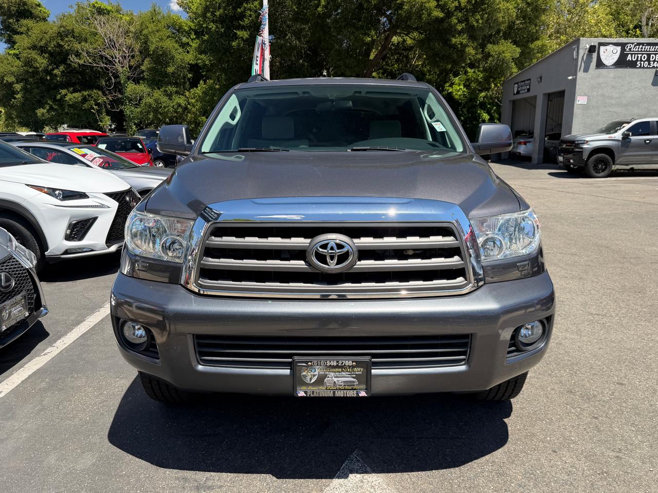 Toyota Sequoia  2015