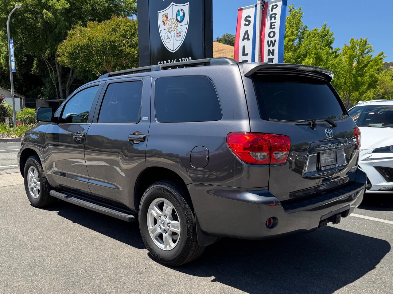 Toyota Sequoia  2015