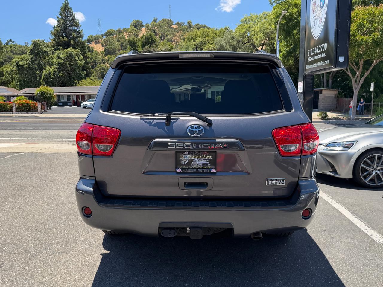 Toyota Sequoia  2015