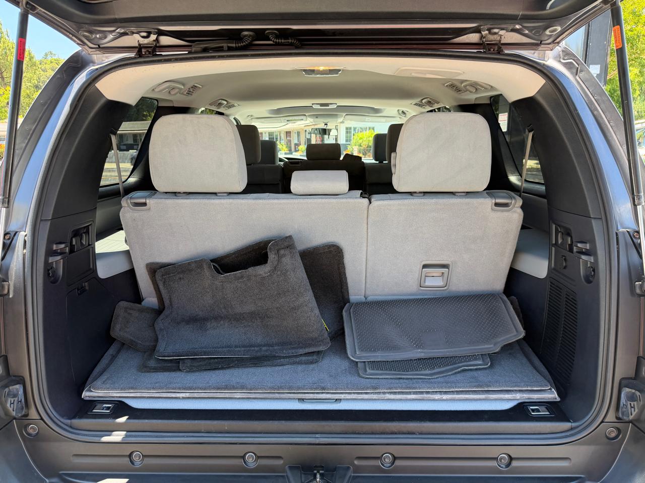 Toyota Sequoia  2015