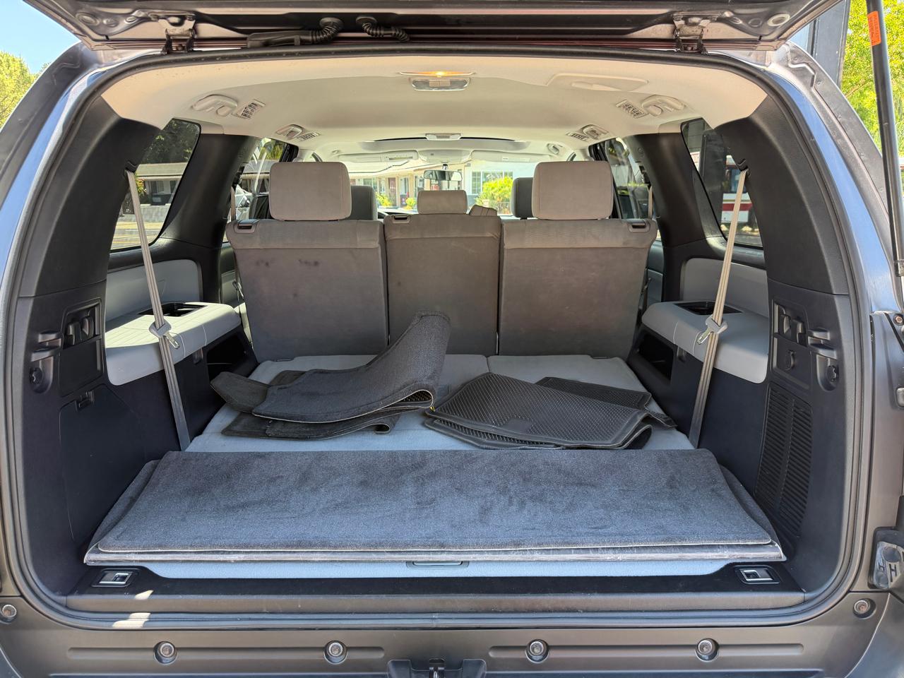 Toyota Sequoia  2015