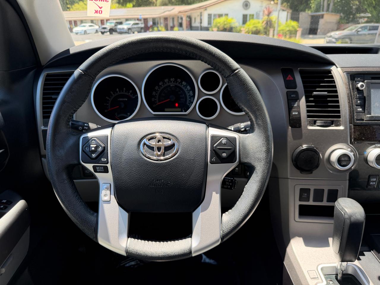 Toyota Sequoia  2015