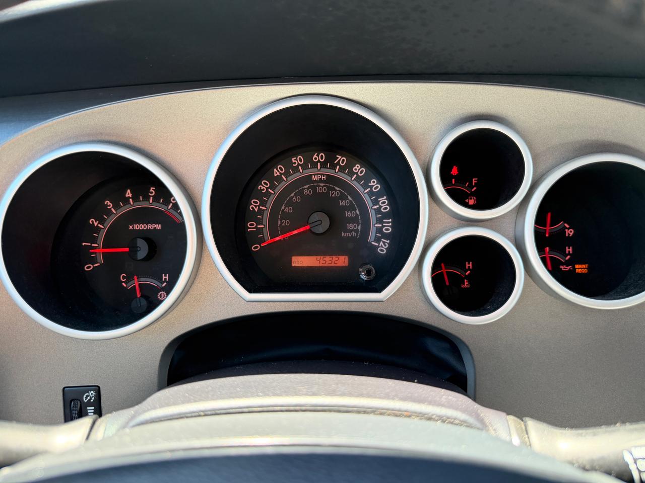 Toyota Sequoia  2015