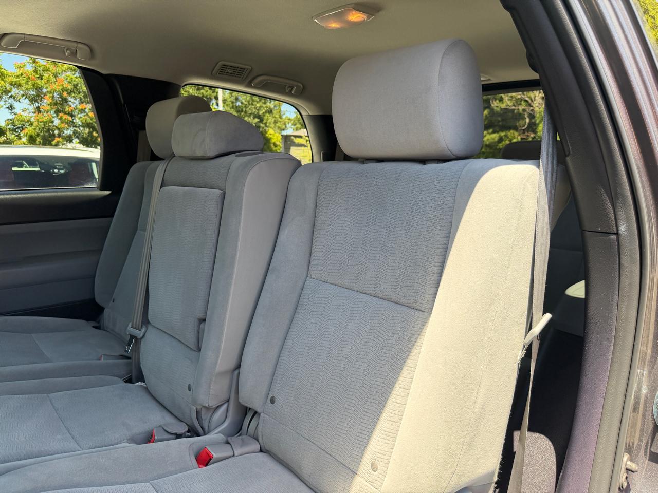 Toyota Sequoia  2015