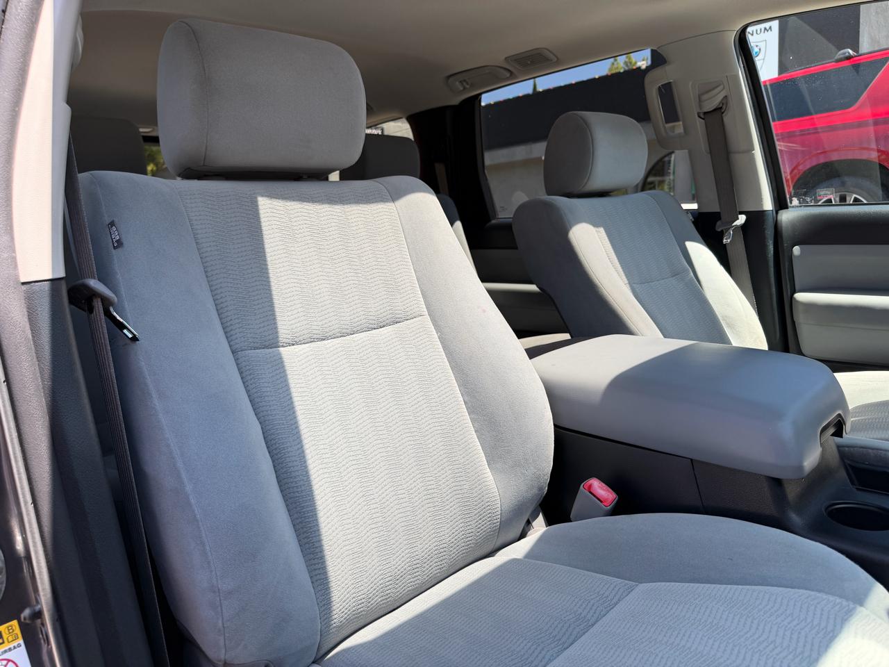 Toyota Sequoia  2015