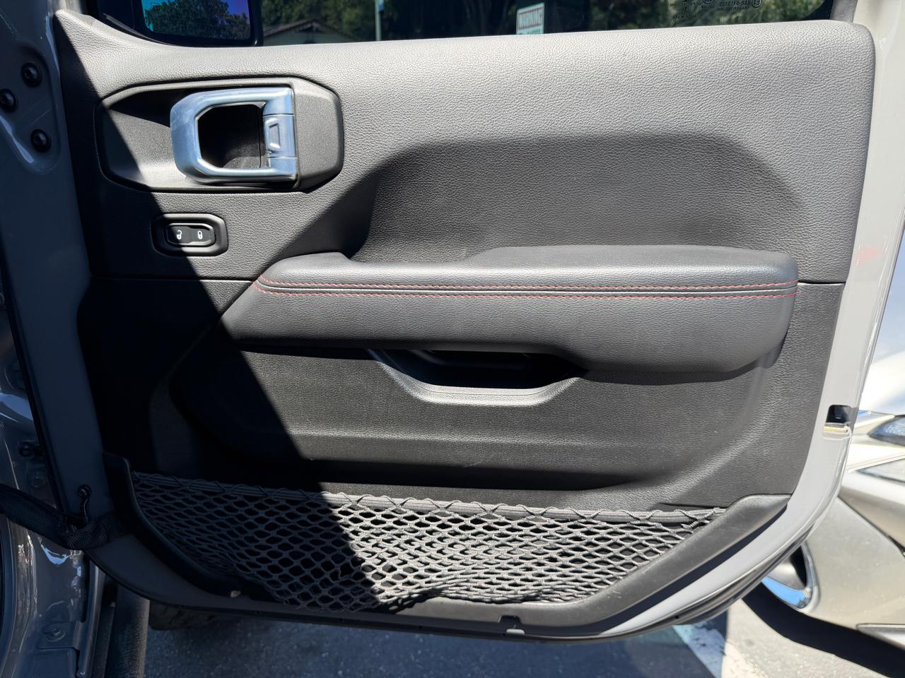 Jeep Gladiator  2021