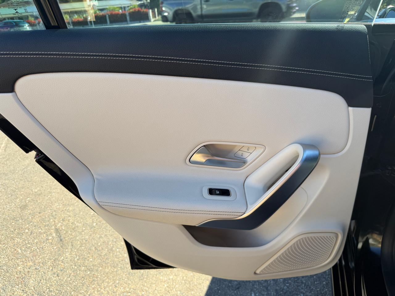 Mercedes-Benz CLA  2021