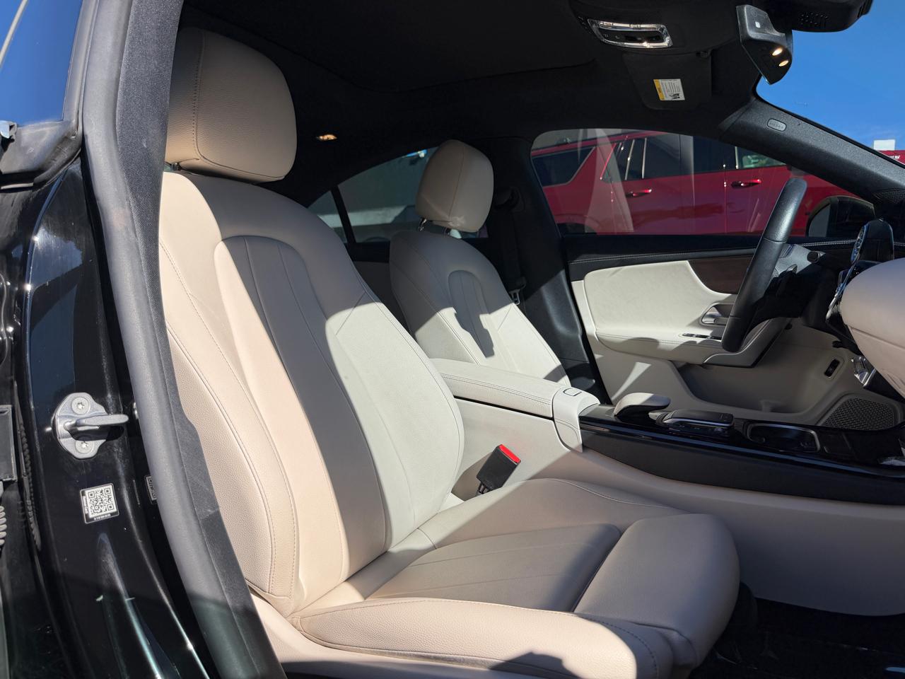 Mercedes-Benz CLA  2021