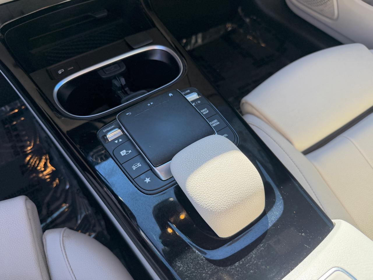 Mercedes-Benz CLA  2021