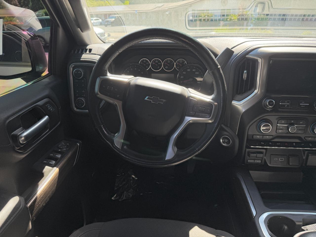 Chevrolet Silverado 1500  2021