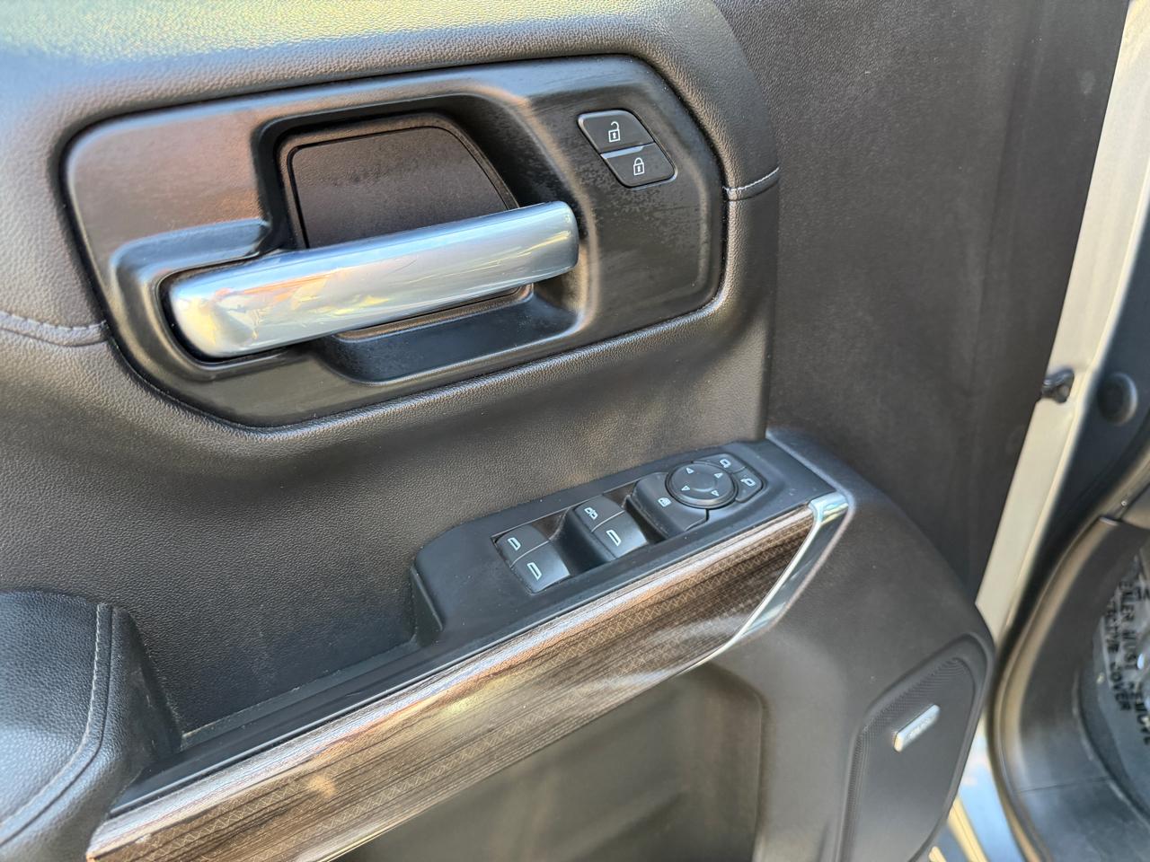 Chevrolet Silverado 1500  2021
