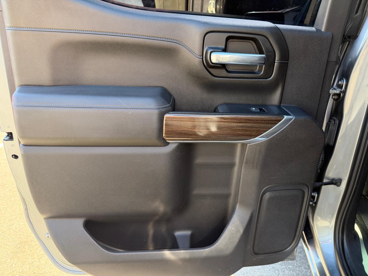 Chevrolet Silverado 1500  2021