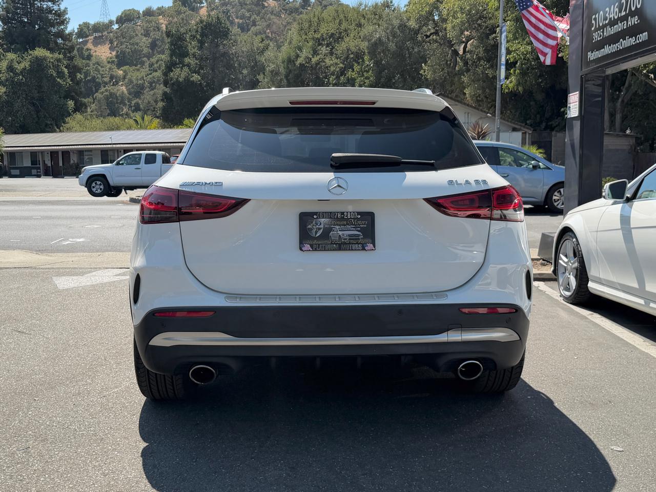 Mercedes-Benz GLA  2021