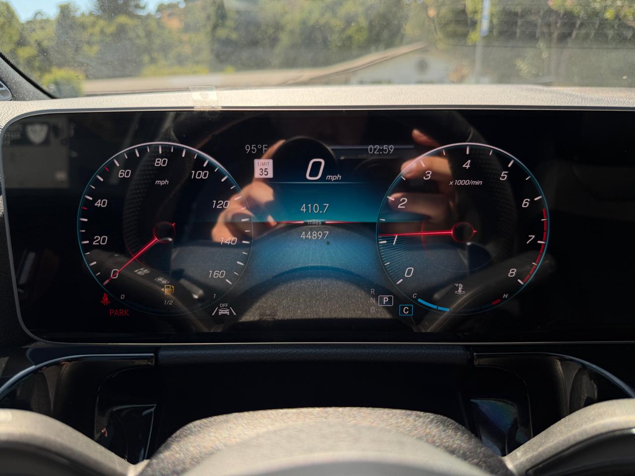 Mercedes-Benz GLA  2021