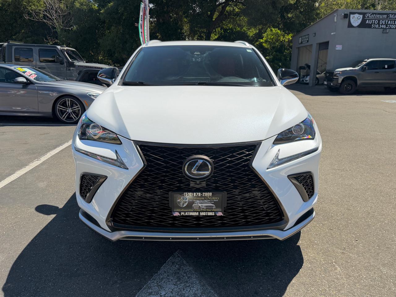 Lexus NX  2020