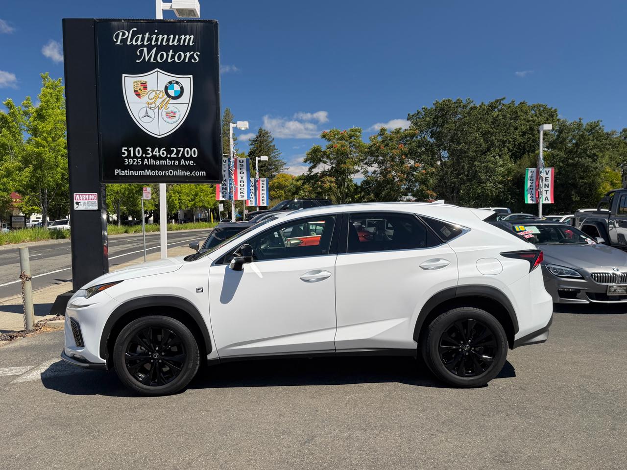 Lexus NX  2020