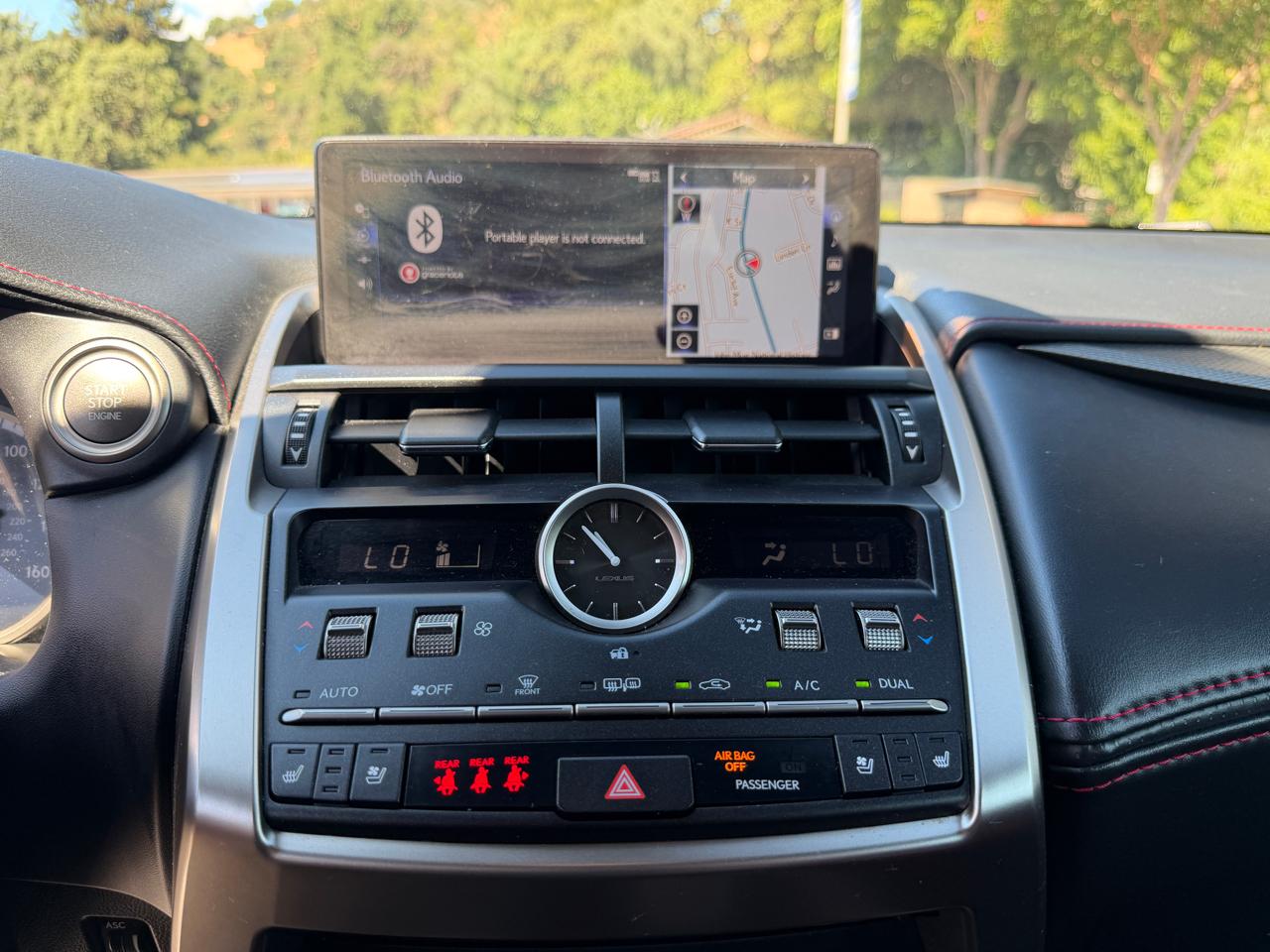 Lexus NX  2020