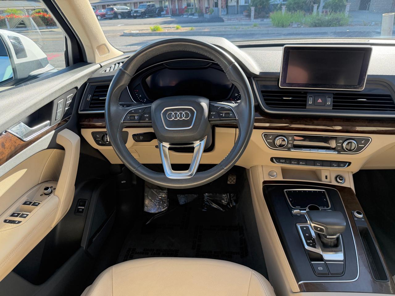 Audi Q5  2019