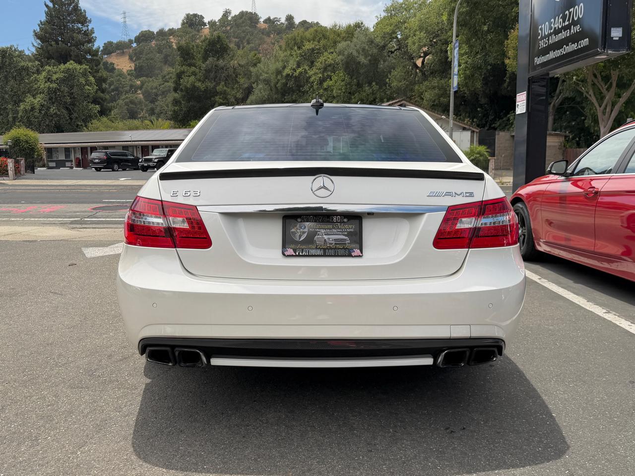 Mercedes-Benz E-Class  2011