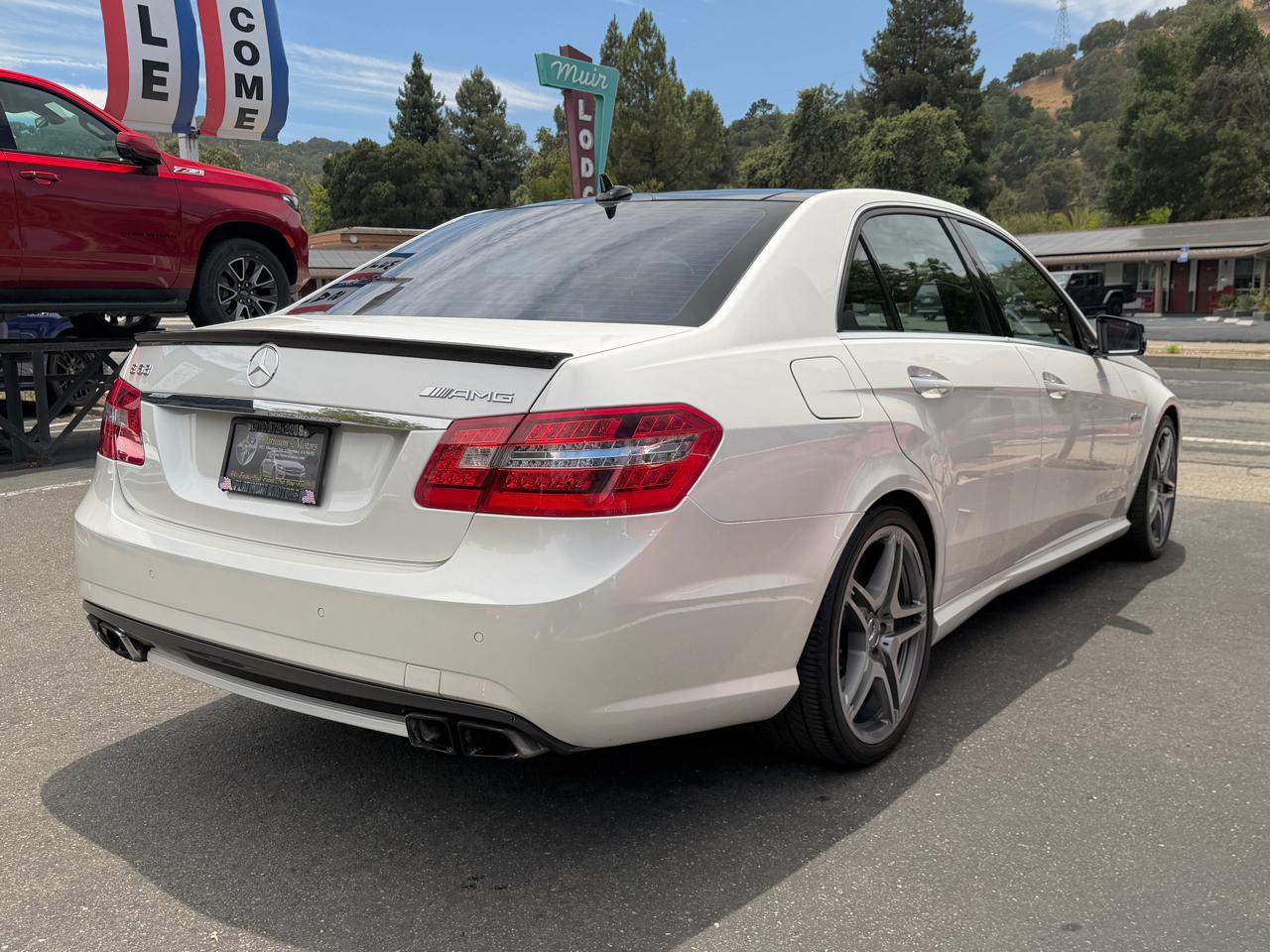 Mercedes-Benz E-Class  2011