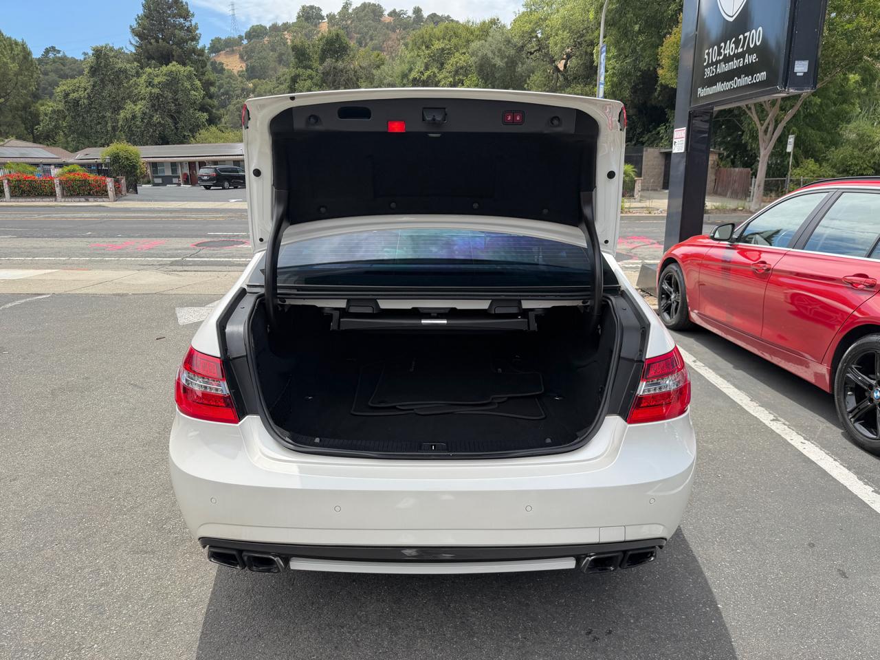 Mercedes-Benz E-Class  2011
