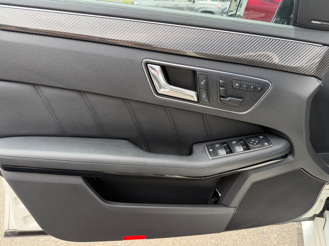 Mercedes-Benz E-Class  2011