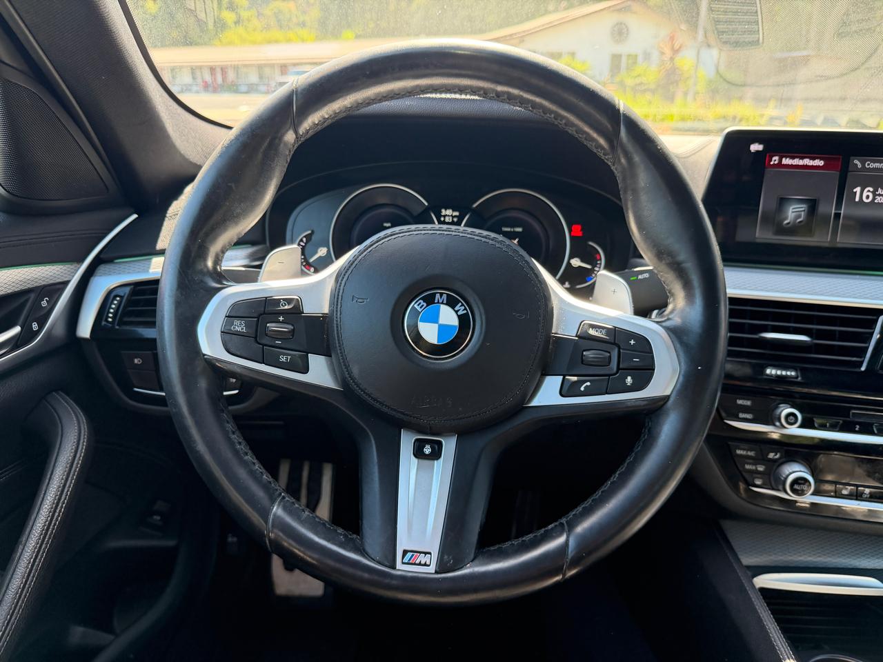 BMW 5 Series  2018