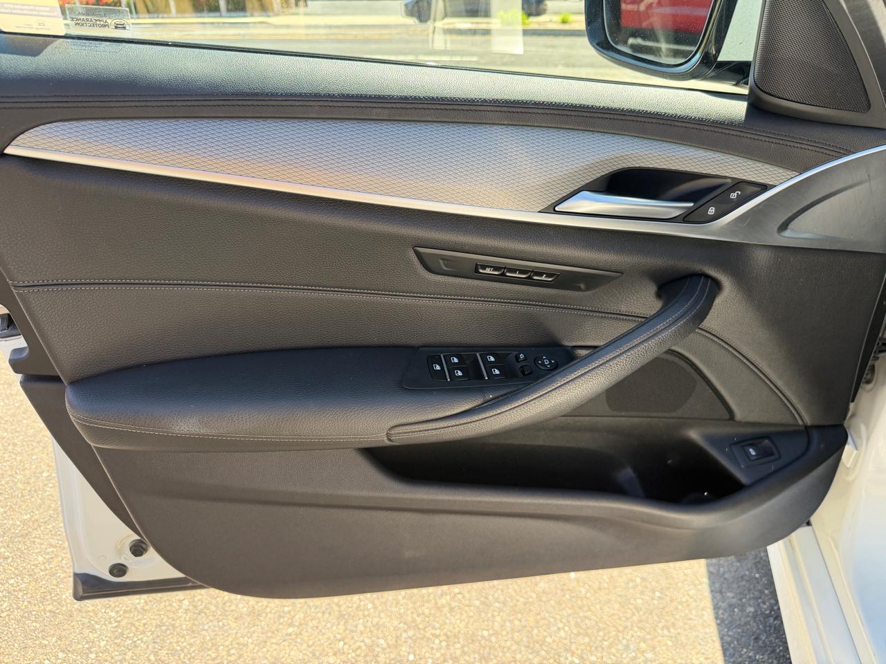 BMW 5 Series  2018