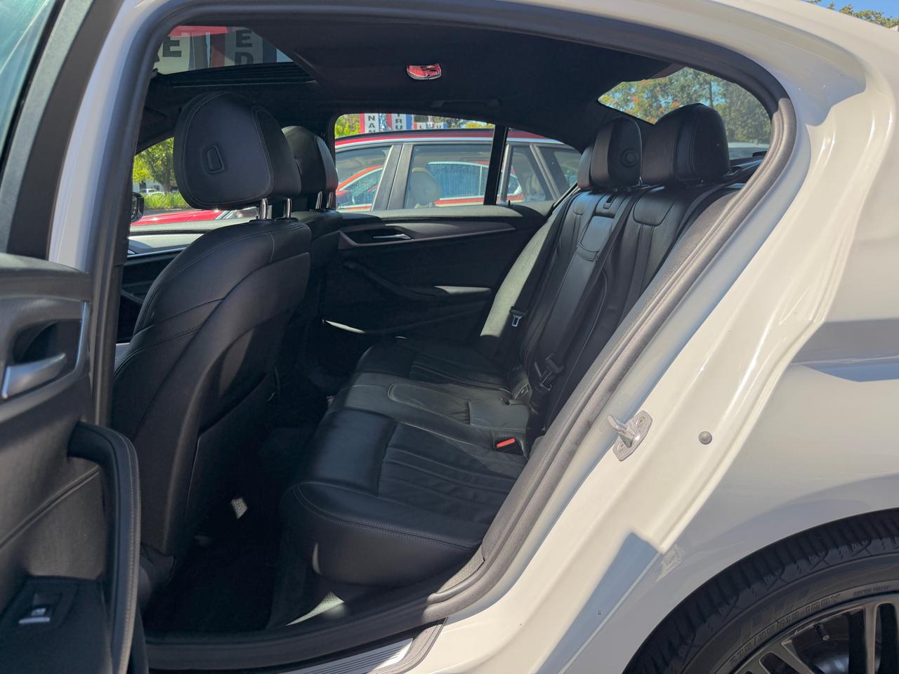 BMW 5 Series  2018