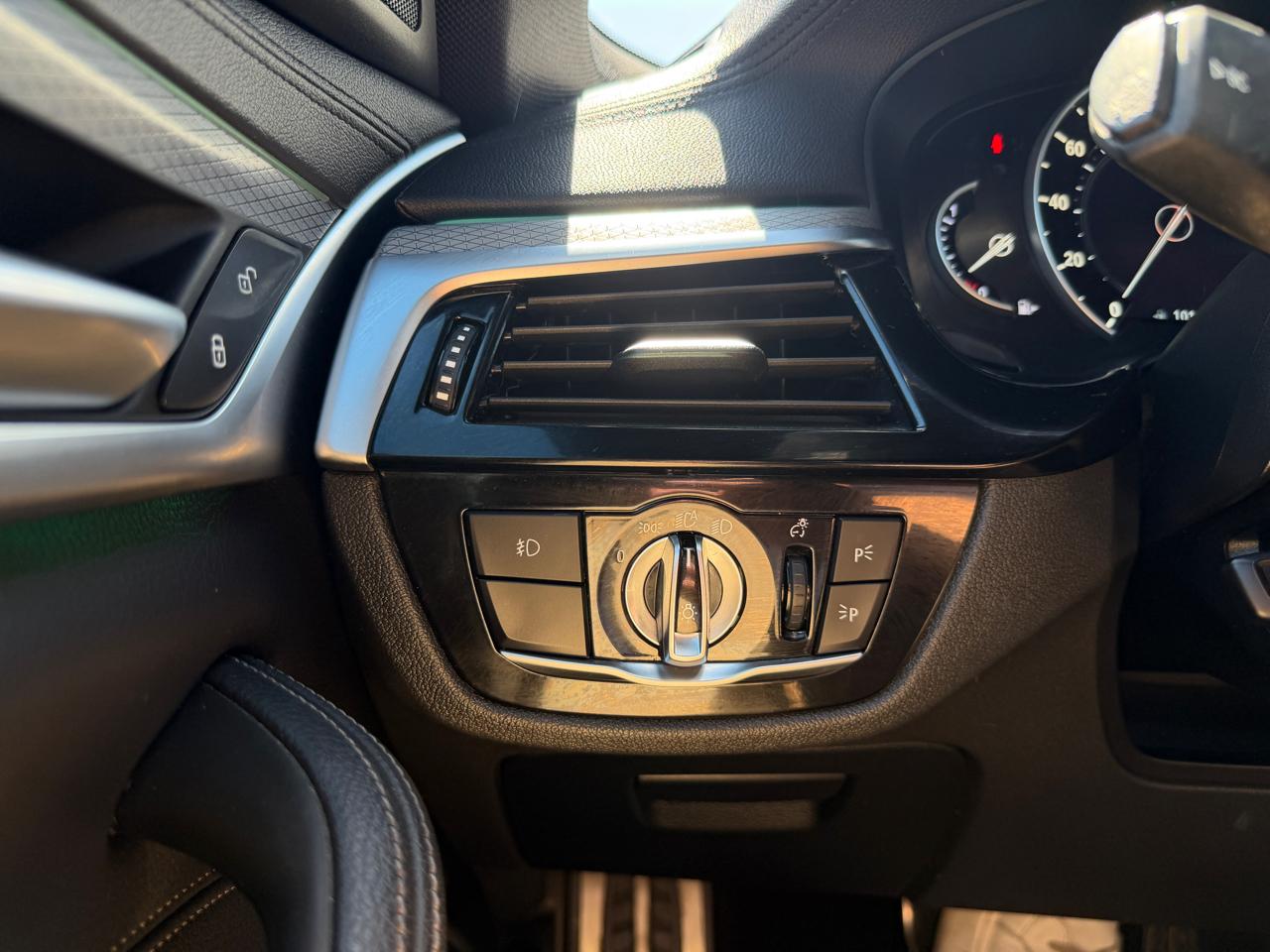 BMW 5 Series  2018