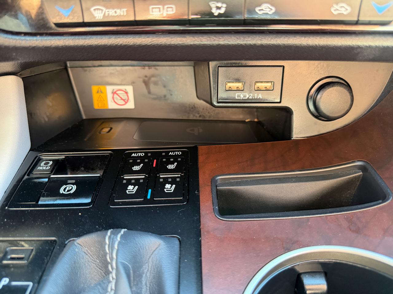 Lexus RX  2022