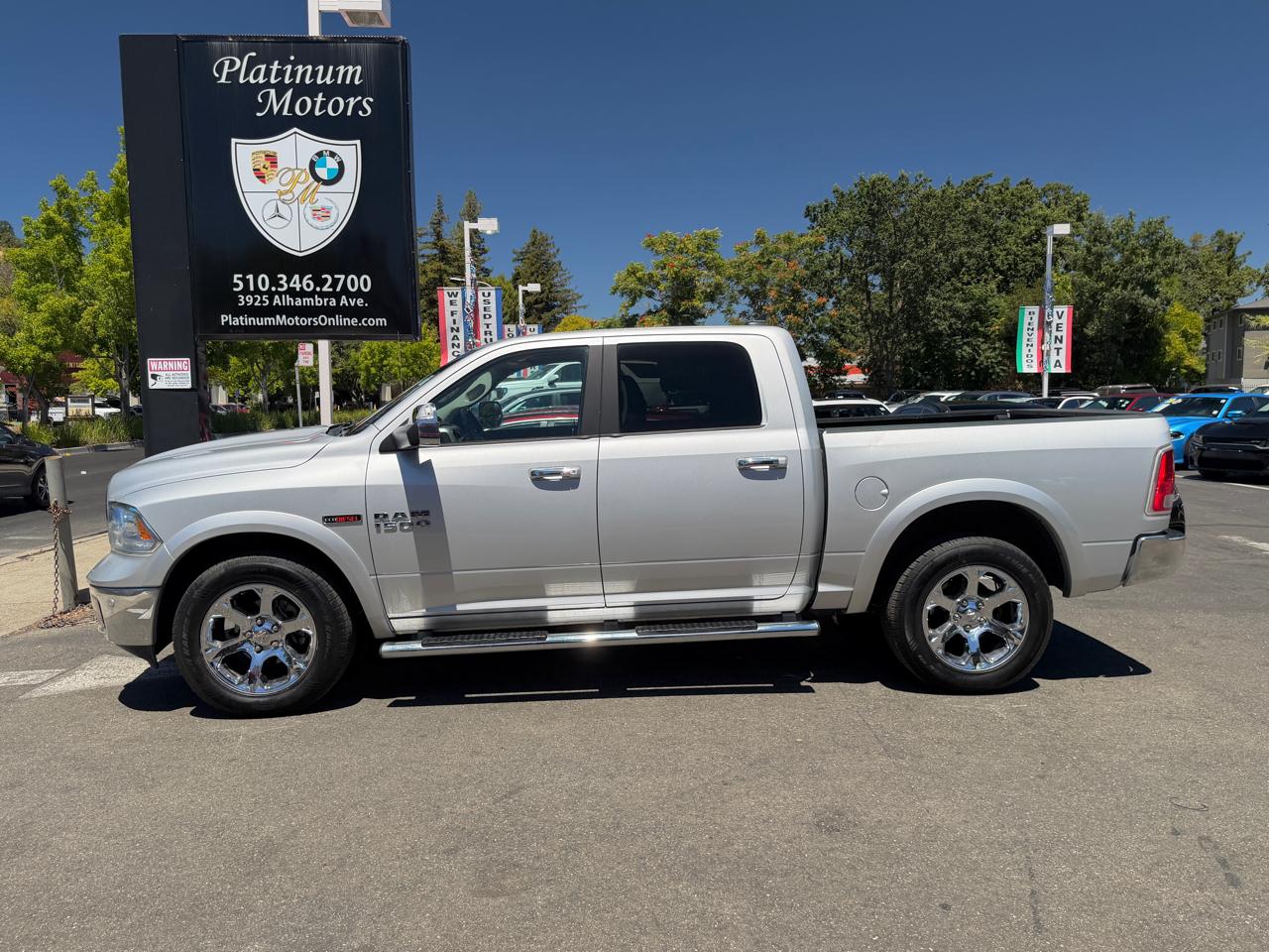 RAM 1500 Laramie 4x4 Crew Cab 5'7" Box 2018