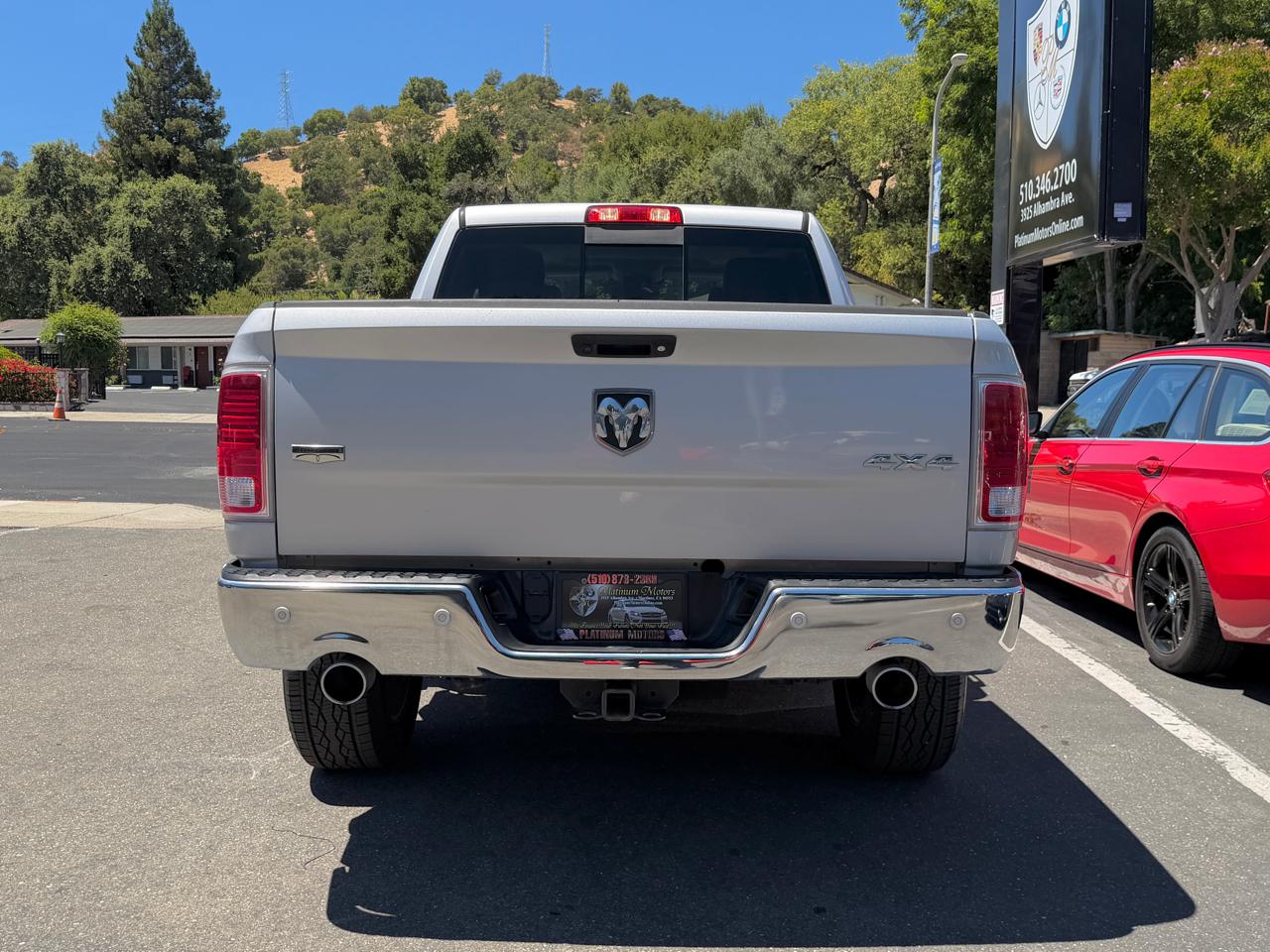 RAM 1500 Laramie 4x4 Crew Cab 5'7" Box 2018