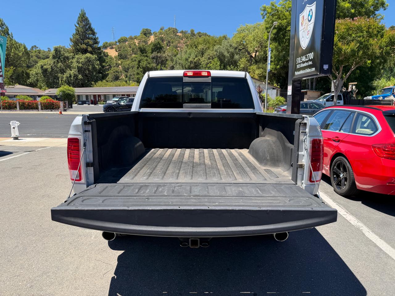 RAM 1500 Laramie 4x4 Crew Cab 5'7" Box 2018