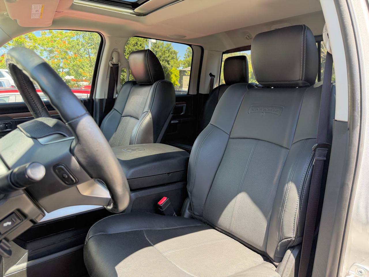 RAM 1500 Laramie 4x4 Crew Cab 5'7" Box 2018