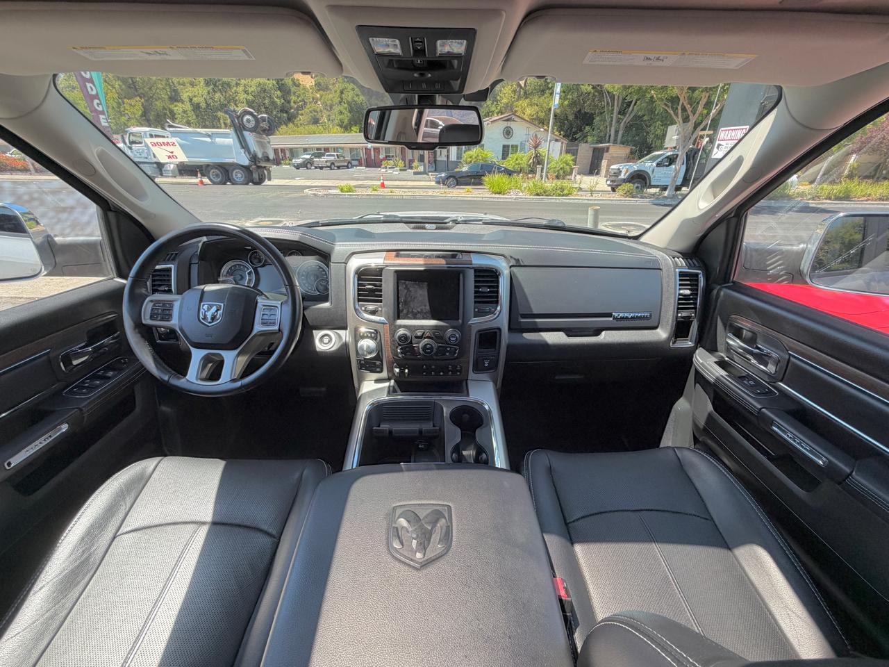 RAM 1500 Laramie 4x4 Crew Cab 5'7" Box 2018