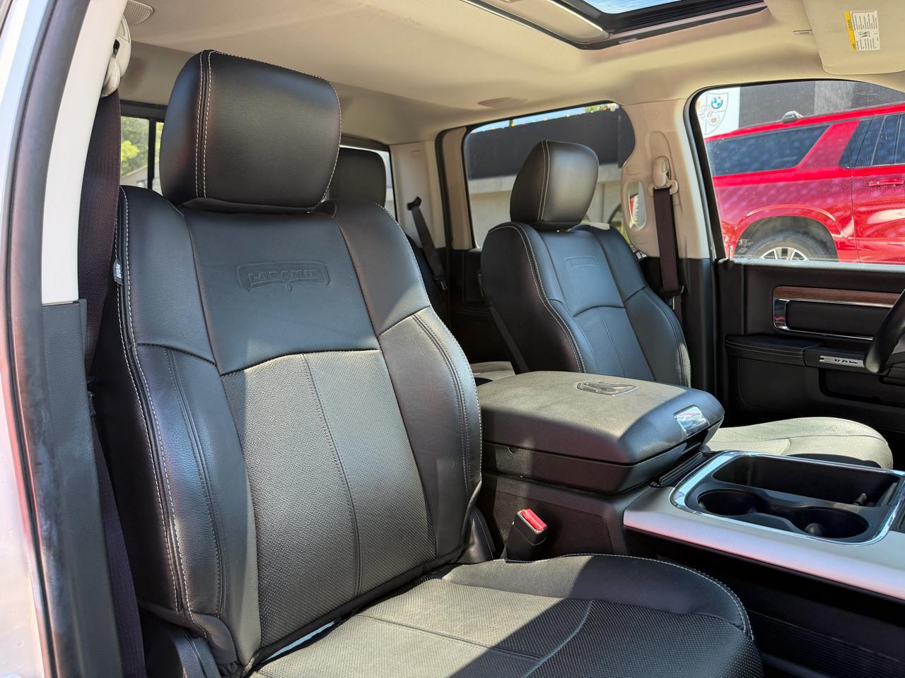 RAM 1500 Laramie 4x4 Crew Cab 5'7" Box 2018
